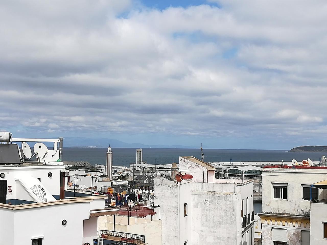 Fuentes Hotel Tangier Exterior photo